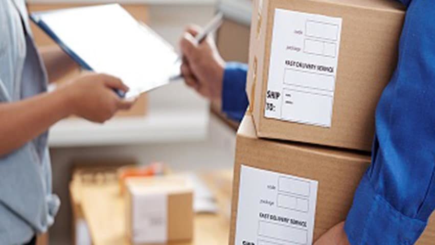 document courier